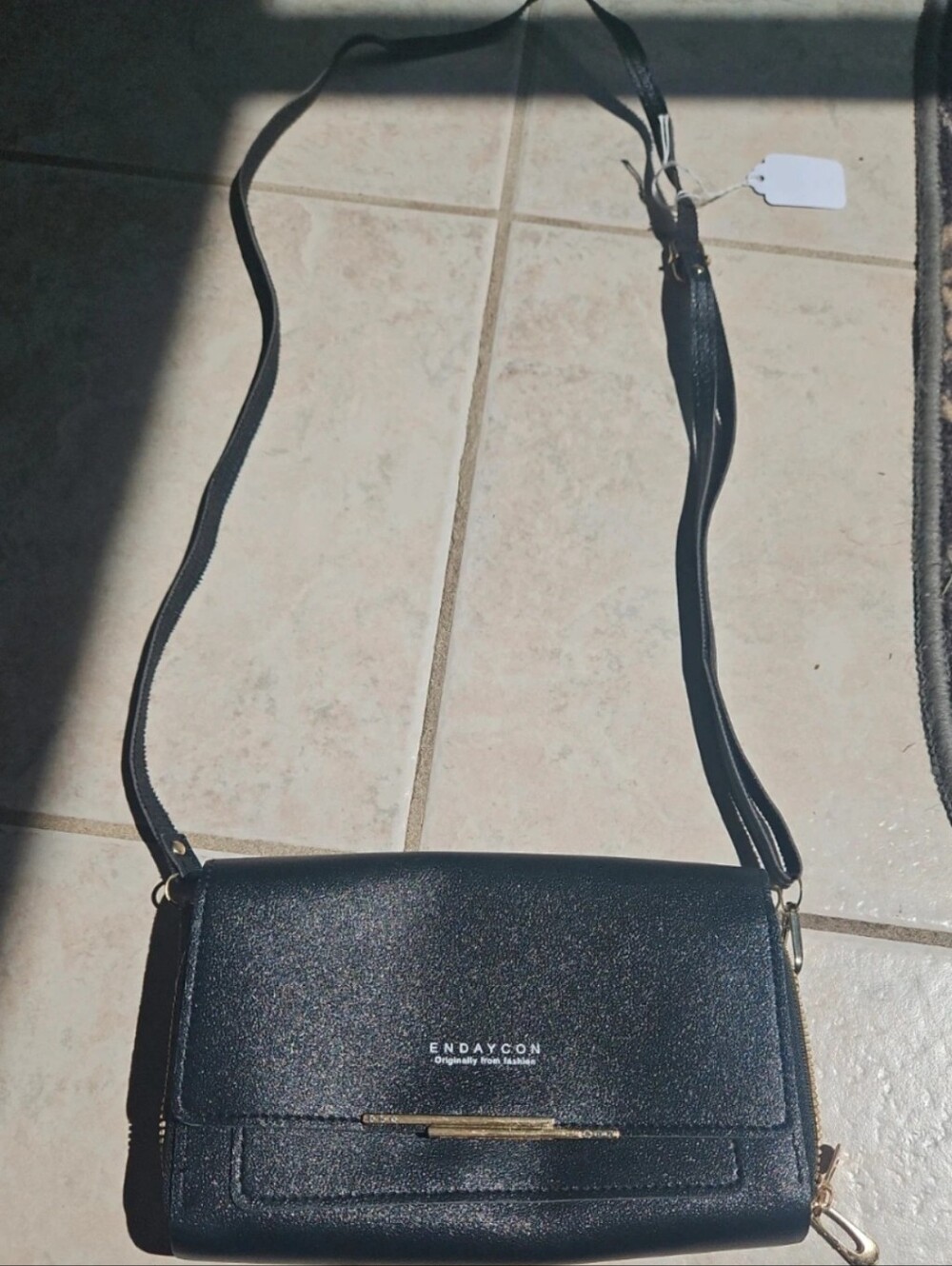 NWOT Endaycon Crossbody Purse  Shoulder Bag With Zipper Closure